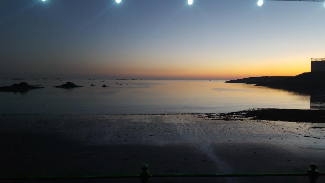 Maison Chaussey Guest House Saint Helier Jersey エクステリア 写真
